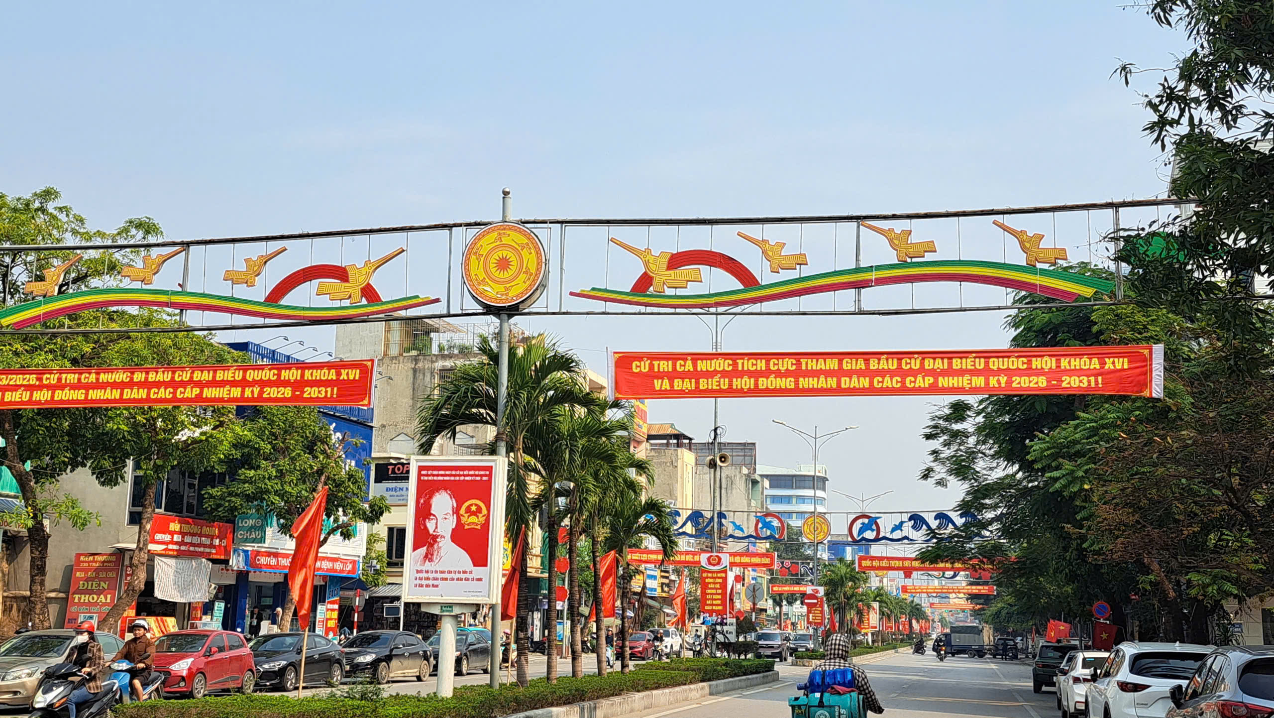 Anh-tin-bai